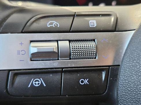 Used 2024 Hyundai Kona SEL image 16