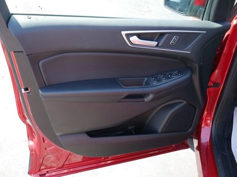 Used 2024 Ford Edge SEL w/ Convenience Package AWD/4WD image 16