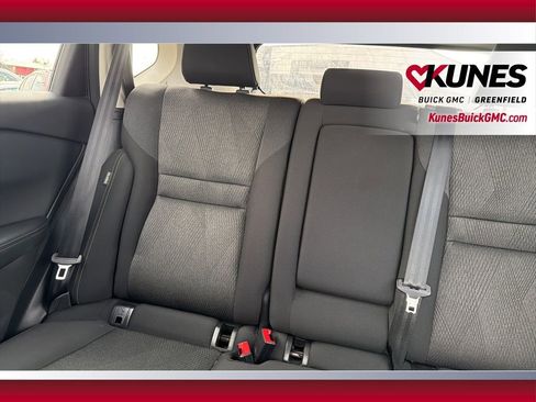 Used 2025 Nissan Rogue SV image 28