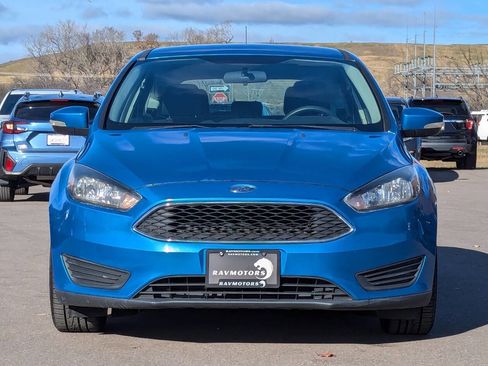 Used 2017 Ford Focus SE image 4