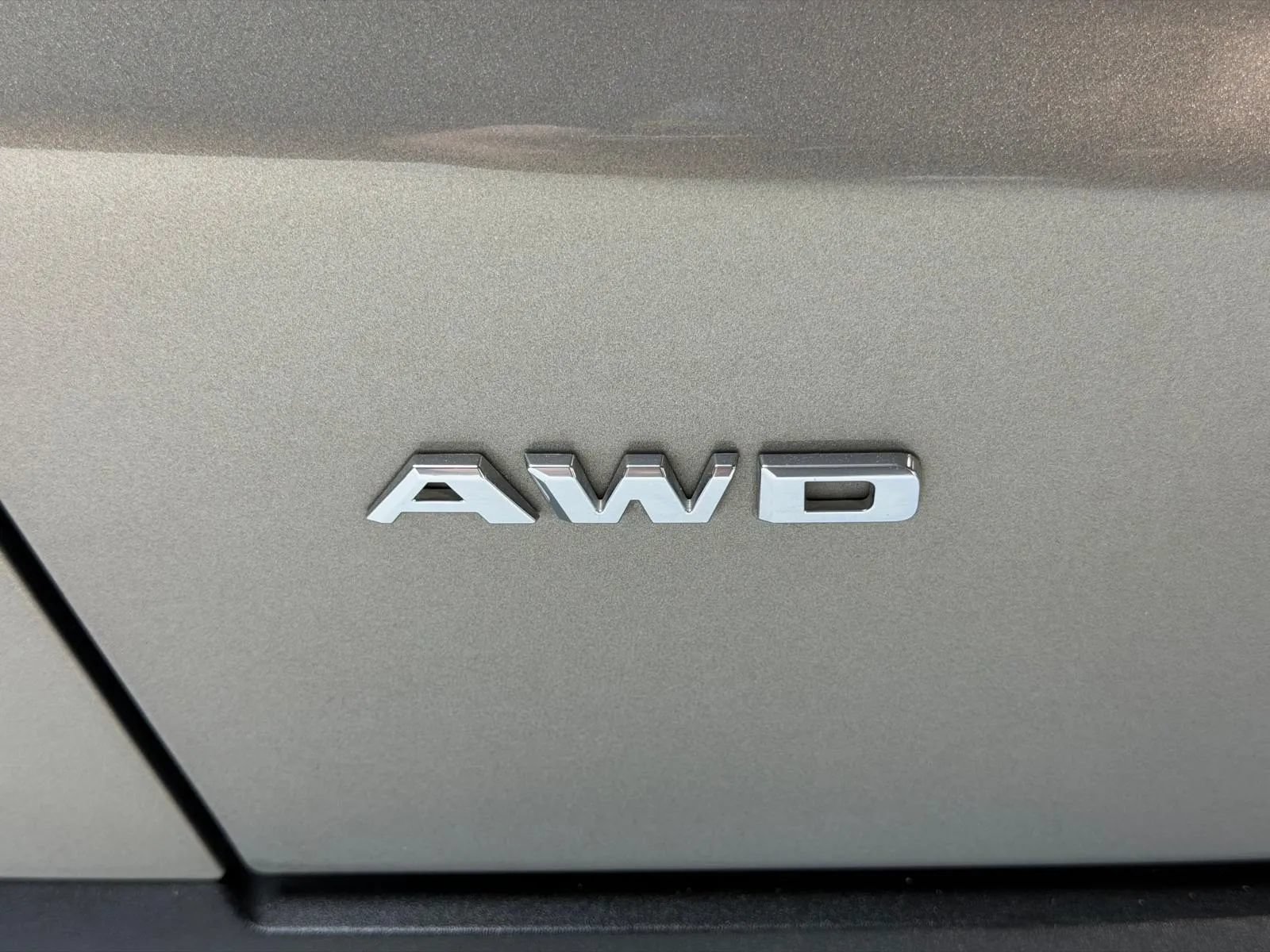 Used 2018 Cadillac XT5 Platinum AWD/4WD image 9