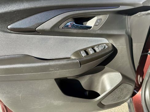 Certified 2023 Chevrolet TrailBlazer LT w/ Convenience Package image 12