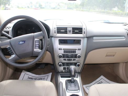 Used 2011 Ford Fusion SE w/ 202A Rapid Spec Order Code FWD image 12