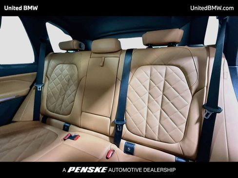 Used 2023 BMW X5 xDrive40i w/ M Sport Package AWD/4WD image 20