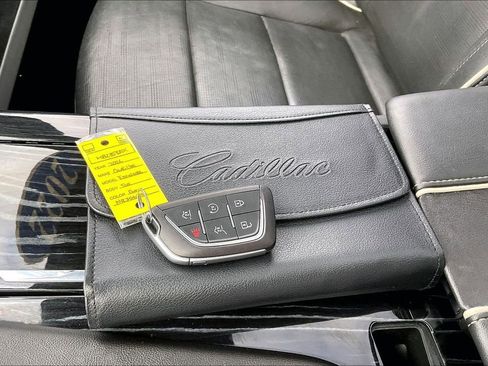 Used 2022 Cadillac Escalade Sport w/ Touring Package AWD/4WD image 36