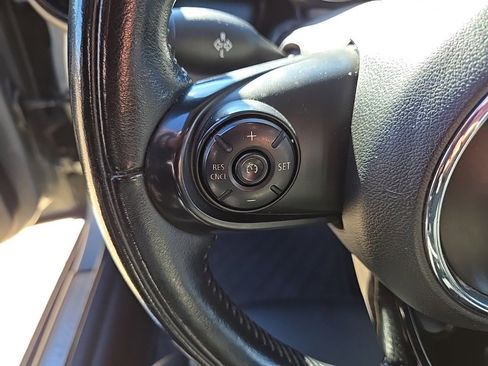 Used 2018 MINI Cooper S image 24