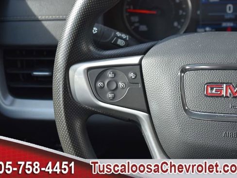 Used 2024 GMC Terrain SLE w/ Driver Convenience Package image 26