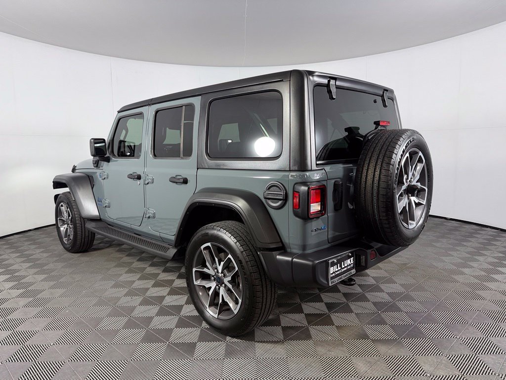 Used 2025 Jeep Wrangler Unlimited Sport S 4xe w/ Convenience Group AWD/4WD image 9