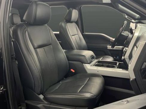 Used 2022 Ford F250 Lariat w/ Black Appearance Package image 20