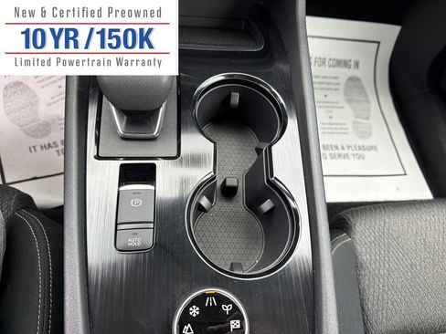 Used 2024 Nissan Rogue SV image 23