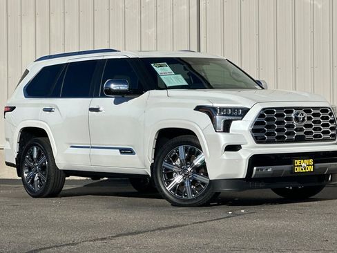 Used 2025 Toyota Sequoia Capstone image 2