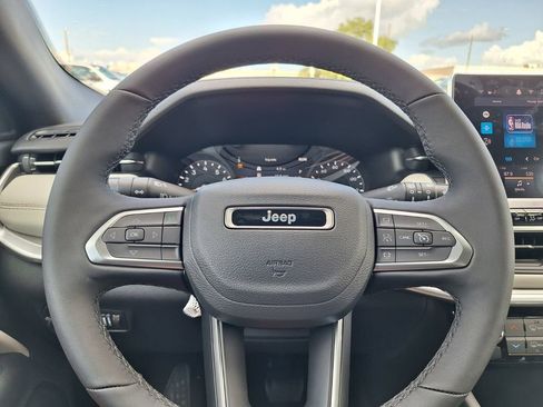 New 2026 Jeep Compass Limited image 20