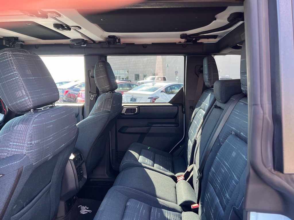 Used 2025 Ford Bronco Heritage Edition AWD/4WD image 18
