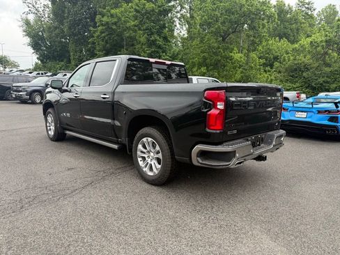 Used 2026 Chevrolet Silverado 1500 LTZ w/ LTZ Premium Package AWD/4WD image 5