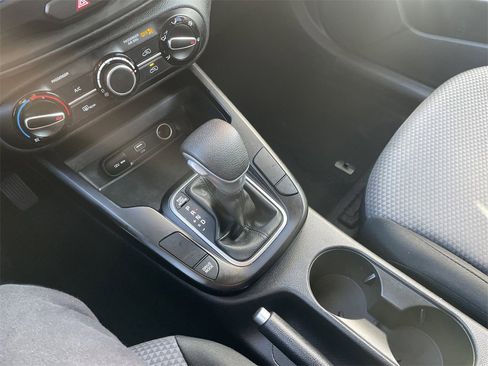 Used 2023 Kia Soul LX image 20