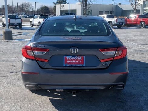 Used 2020 Honda Accord Touring image 6