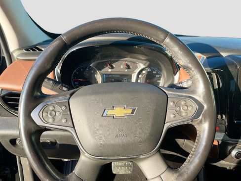 Used 2018 Chevrolet Traverse High Country w/ LPO, Cargo Package AWD/4WD image 11
