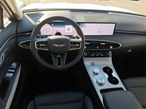 Certified 2026 Genesis GV70 2.5T Advanced AWD/4WD image 11