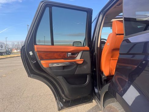 Used 2010 Land Rover Range Rover Sport Supercharged image 19