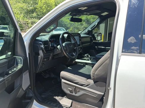 Used 2022 Ford F150 XLT w/ Equipment Group 302A High AWD/4WD image 10