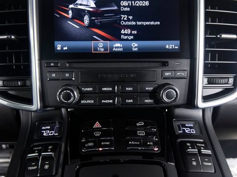 Certified 2017 Porsche Cayenne AWD/4WD image 36
