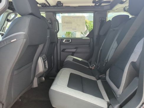 New 2026 Ford Bronco Big Bend w/ Black Appearance Package AWD/4WD image 17