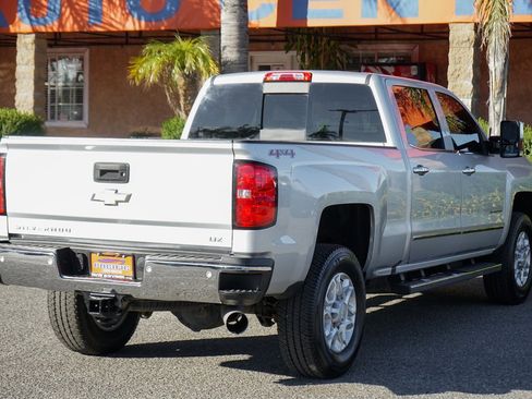 Used 2016 Chevrolet Silverado 2500 LTZ w/ Duramax Plus Package image 9