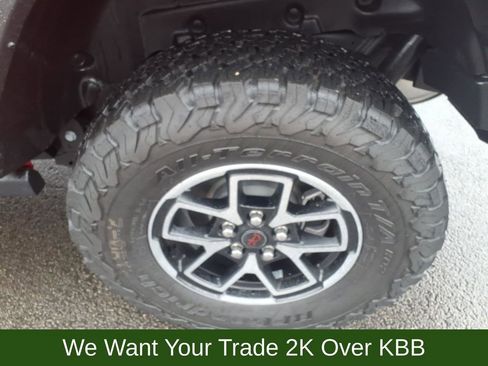 Used 2024 Jeep Wrangler Unlimited Rubicon w/ Convenience Group image 26