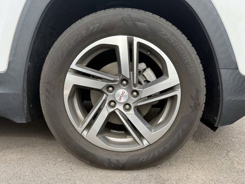 Used 2019 GMC Terrain SLT w/ Preferred Package image 9