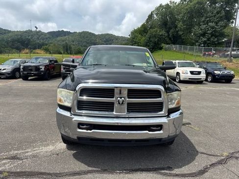 Used 2012 RAM 2500 ST w/ Chrome Appearance Group AWD/4WD image 3