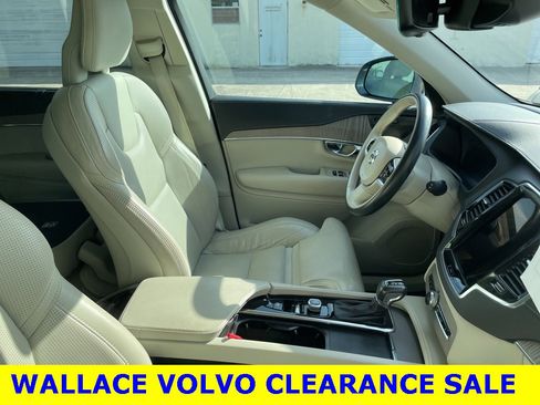 Used 2021 Volvo XC90 T6 Inscription w/ Protection Package Premier image 9