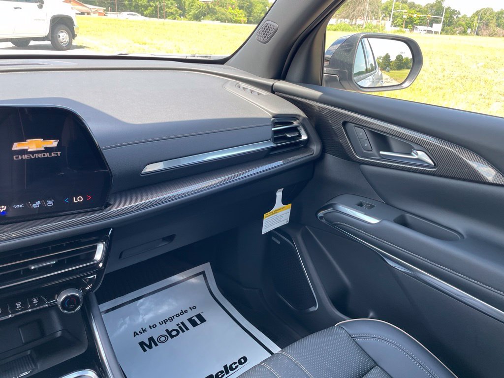 New 2026 Chevrolet Traverse High Country w/ LPO, Floor Liner Package FWD image 31