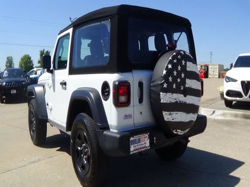 Used 2024 Jeep Wrangler Sport AWD/4WD image 8