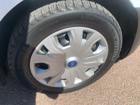 Used 2019 Ford Transit Connect XL image 28