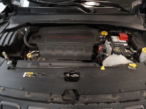 Used 2022 Jeep Compass Trailhawk w/ Sun and Sound Group AWD/4WD image 40