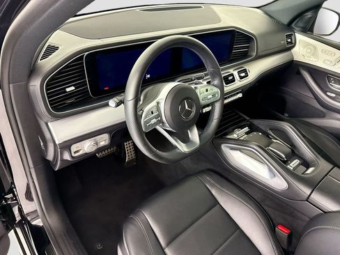 Certified 2022 Mercedes-Benz GLS 450 4MATIC image 9