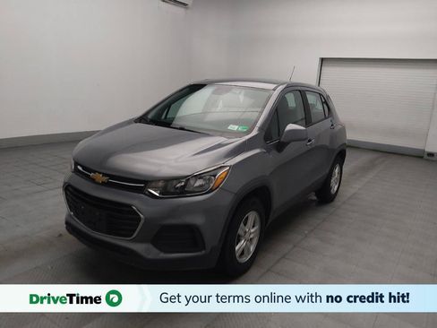 Used 2020 Chevrolet Trax LS AWD/4WD image 1