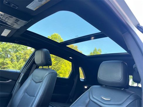 Used 2021 Cadillac XT5 Premium Luxury image 31