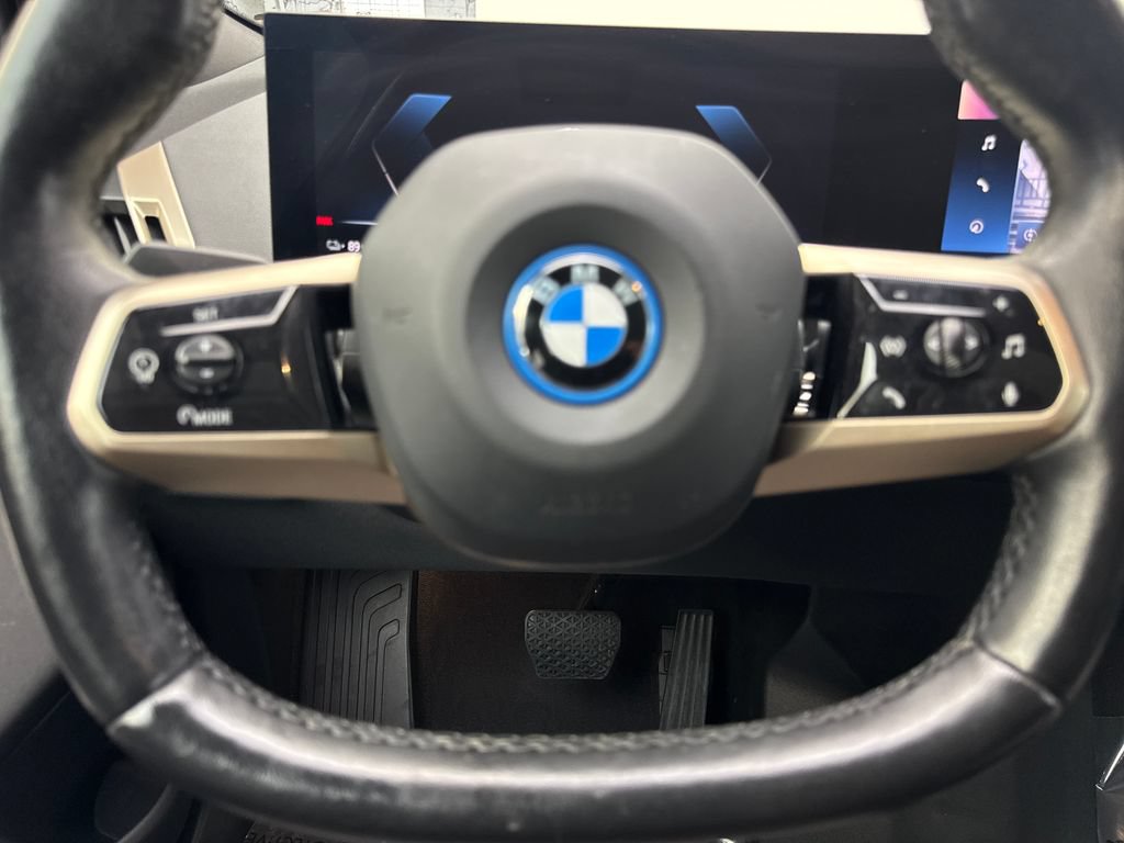 Used 2023 BMW iX M60 w/ Executive Package AWD/4WD image 57