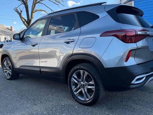 Used 2021 Kia Seltos S image 8
