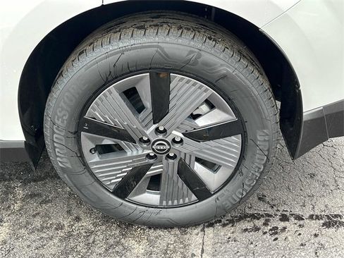 New 2025 Nissan Murano SL image 7