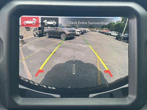 Used 2023 Jeep Wrangler Unlimited Rubicon 4xe w/ Steel Bumper Group AWD/4WD image 33