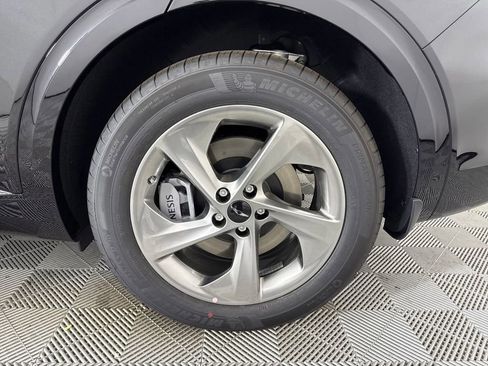 New 2026 Genesis GV70 2.5T Advanced AWD/4WD image 12