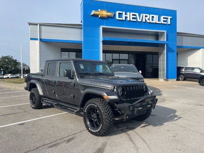 Used 2024 Jeep Gladiator Sport