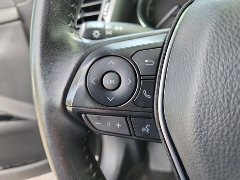 Used 2019 Toyota Camry SE image 22