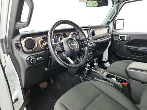 Used 2018 Jeep Wrangler Unlimited Sport S AWD/4WD image 16