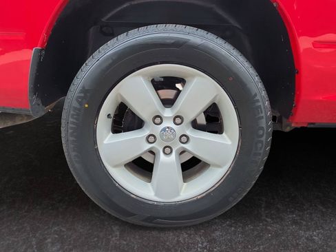 Used 2023 RAM 1500 Classic SLT AWD/4WD image 15