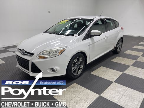 Used 2014 Ford Focus SE w/ SE Sport Package image 1