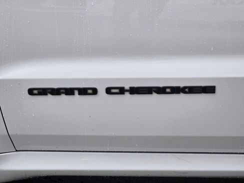 Used 2020 Jeep Grand Cherokee Limited X AWD/4WD image 37