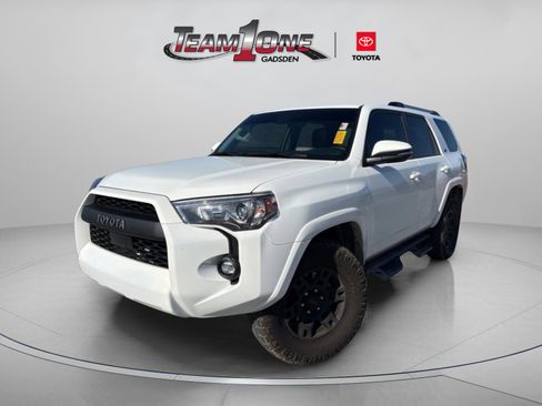 Used 2023 Toyota 4Runner SR5 Premium image 5